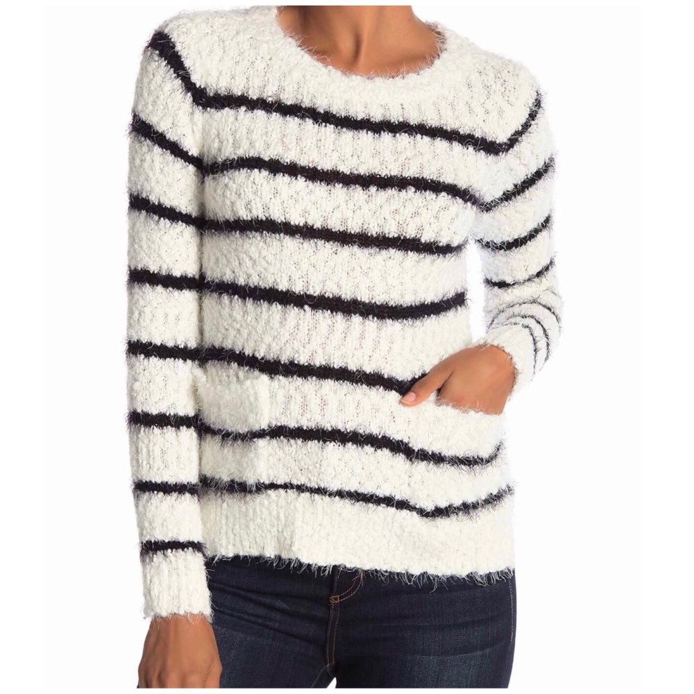 NWT Striped Eyelash Fuzzy Sweater L/S Pockets MED